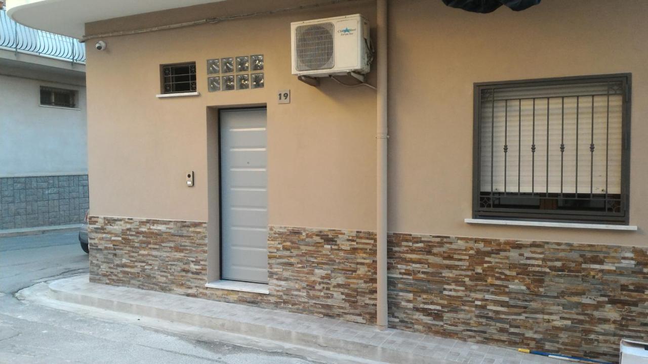 B&B A Casa Dell'Artista Casteldaccia Dış mekan fotoğraf